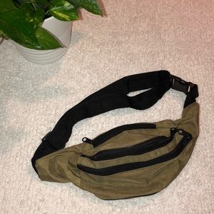 Army green fanny pack